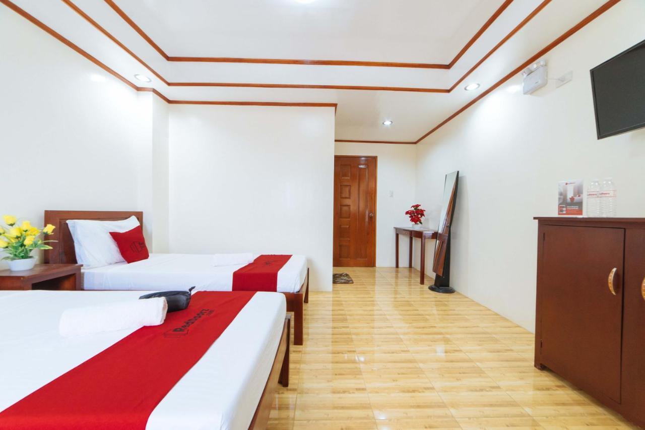 Hotel Reddoorz Near Golden Sarok Shrine Kalibo Exteriér fotografie