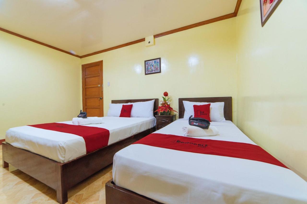 Hotel Reddoorz Near Golden Sarok Shrine Kalibo Exteriér fotografie