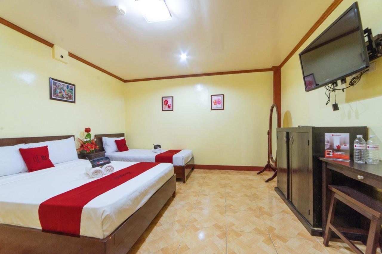 Hotel Reddoorz Near Golden Sarok Shrine Kalibo Exteriér fotografie