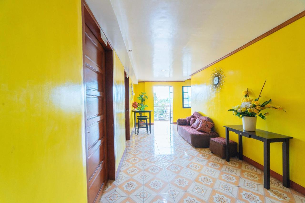 Hotel Reddoorz Near Golden Sarok Shrine Kalibo Exteriér fotografie