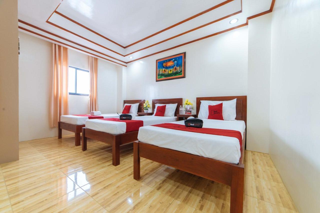 Hotel Reddoorz Near Golden Sarok Shrine Kalibo Exteriér fotografie